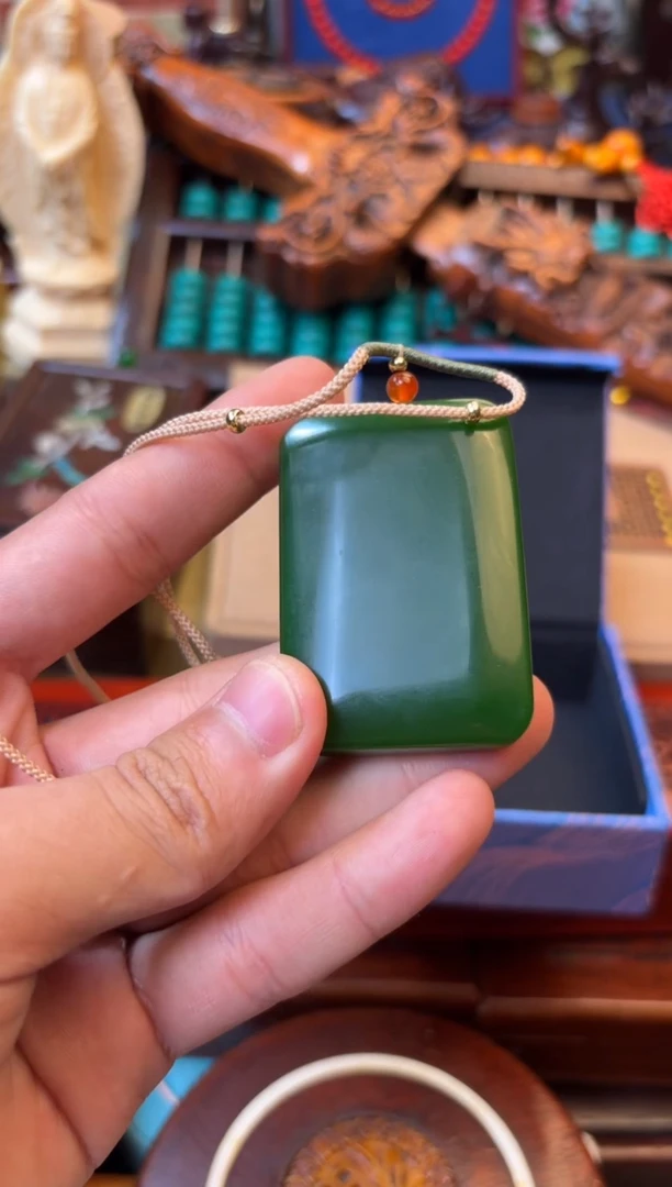 和田玉未镶嵌颈饰——————————————1541