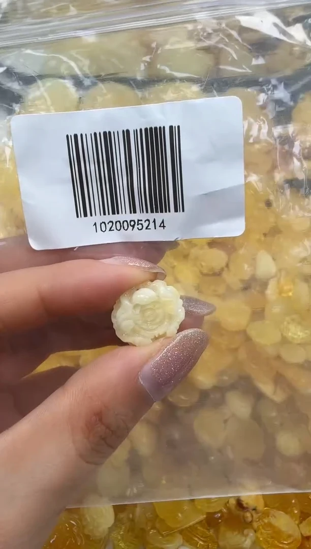 裸石琥珀未镶嵌如图