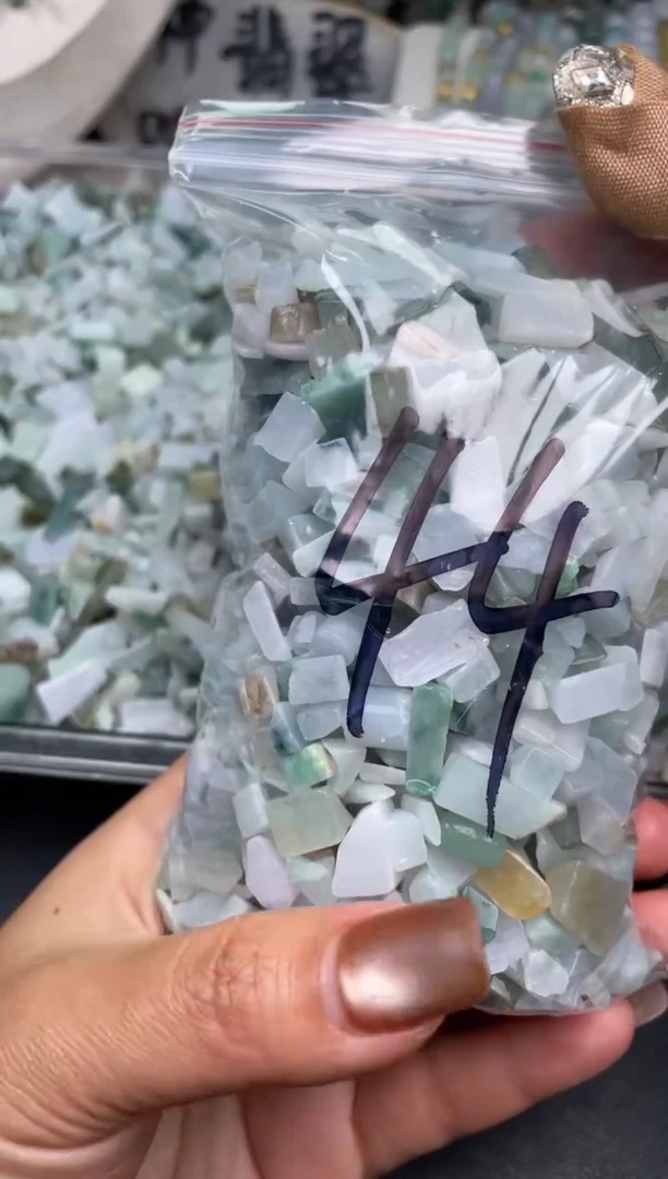 配石翡翠天然翡翠迷你500克44
