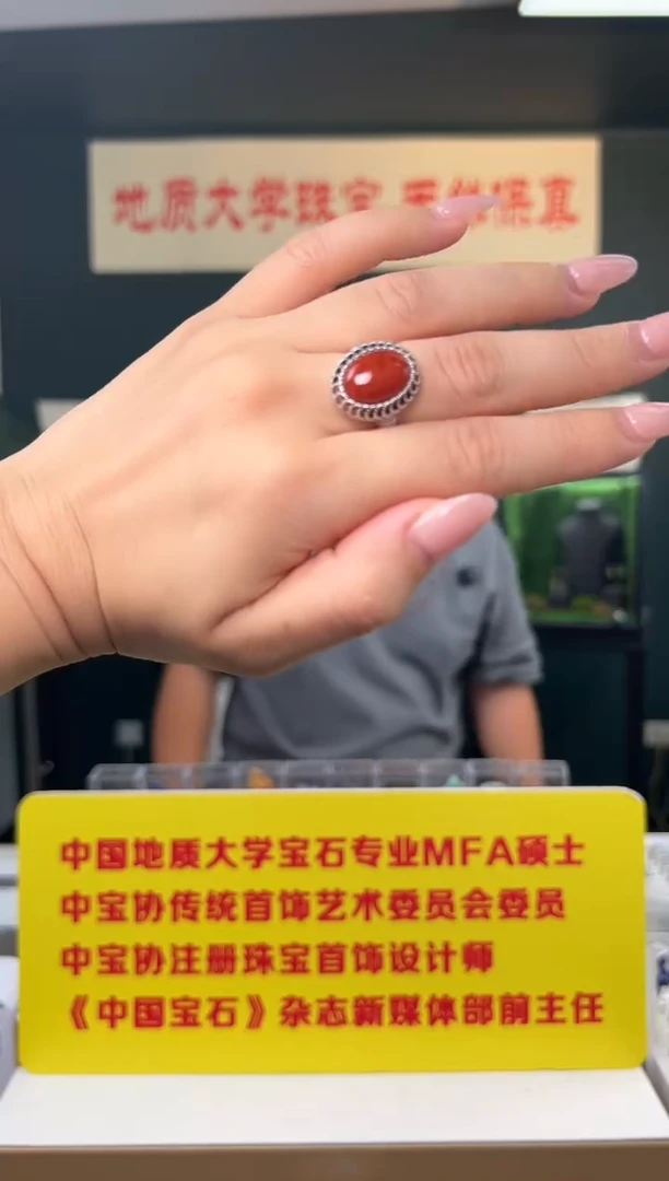 银S925镶嵌南红玛瑙戒指南红玛瑙大蛋面戒指S925复古银