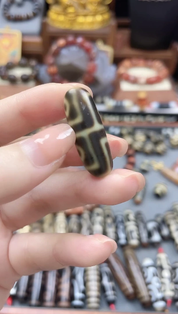 玛瑙/玉髓（覆膜）散珠纯系地门四眼