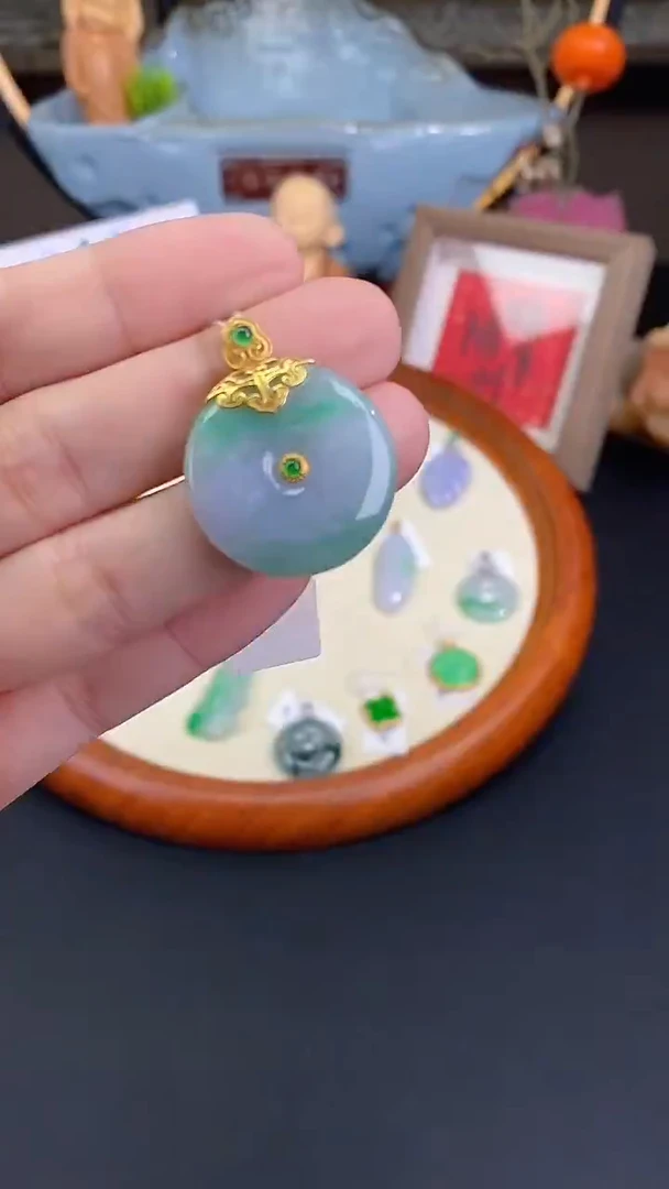 吊坠(不含链)18K金镶嵌翡翠平安扣多样性发其一@@CMT