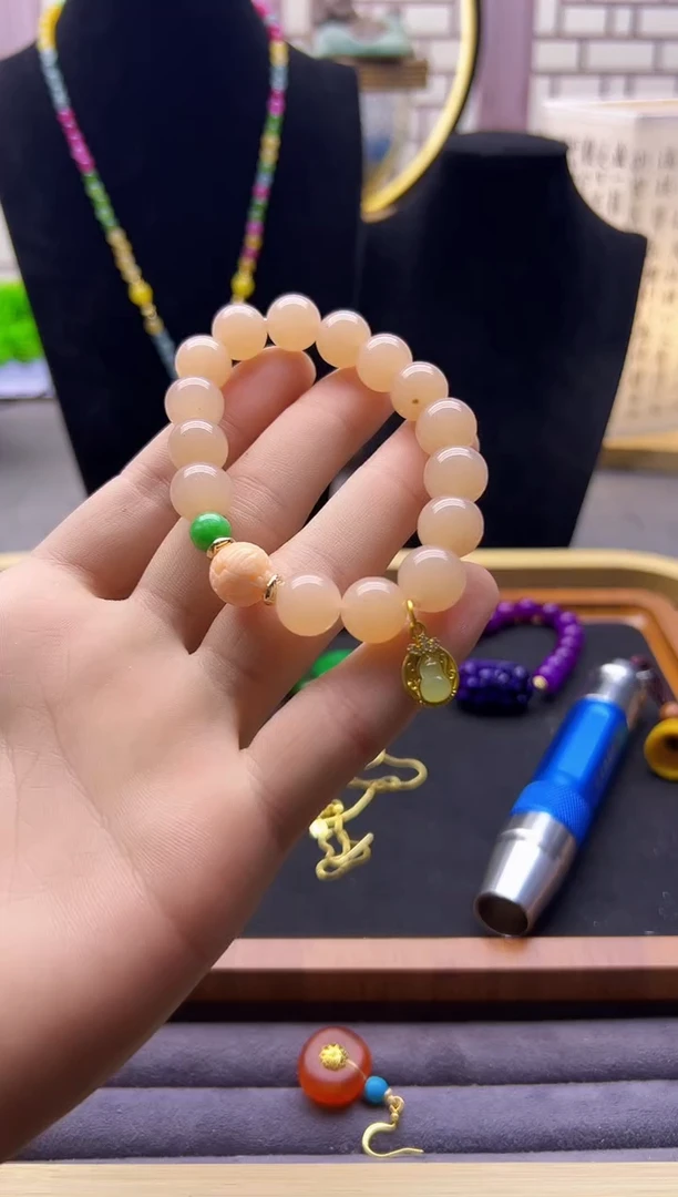 【闪购商品】和田玉耳饰14K金镶嵌S285