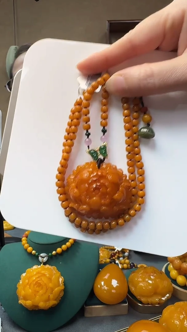 未镶嵌吊坠(赠链)琥珀蜜蜡牡丹花套装