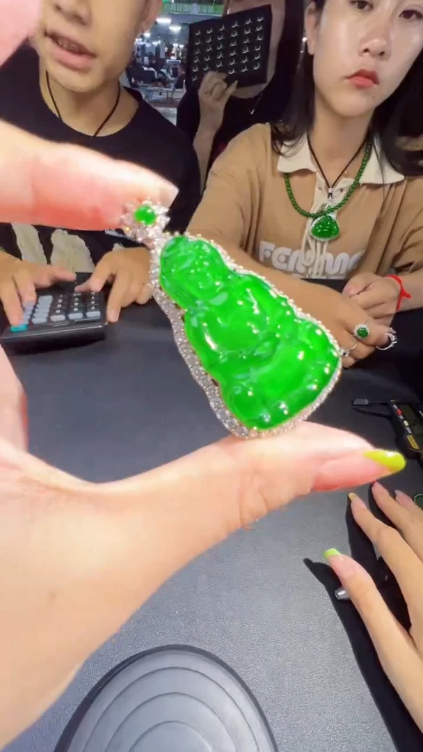 未镶嵌定制翡翠翡翠A货有轻微色差属于正常现象观音多样性发货1