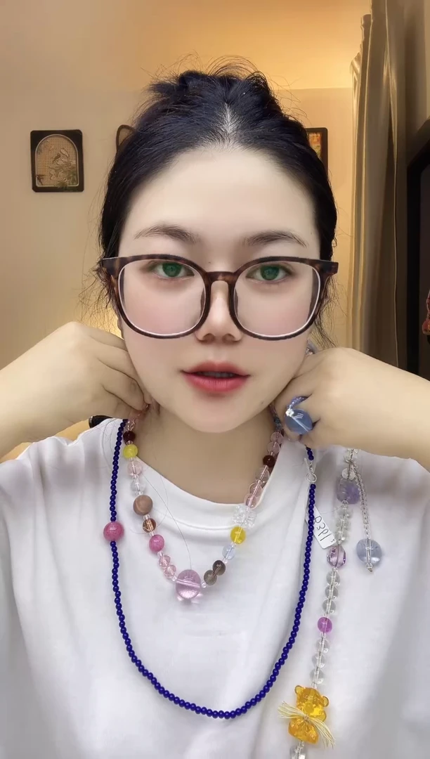 拾间原创设计穿搭必备.