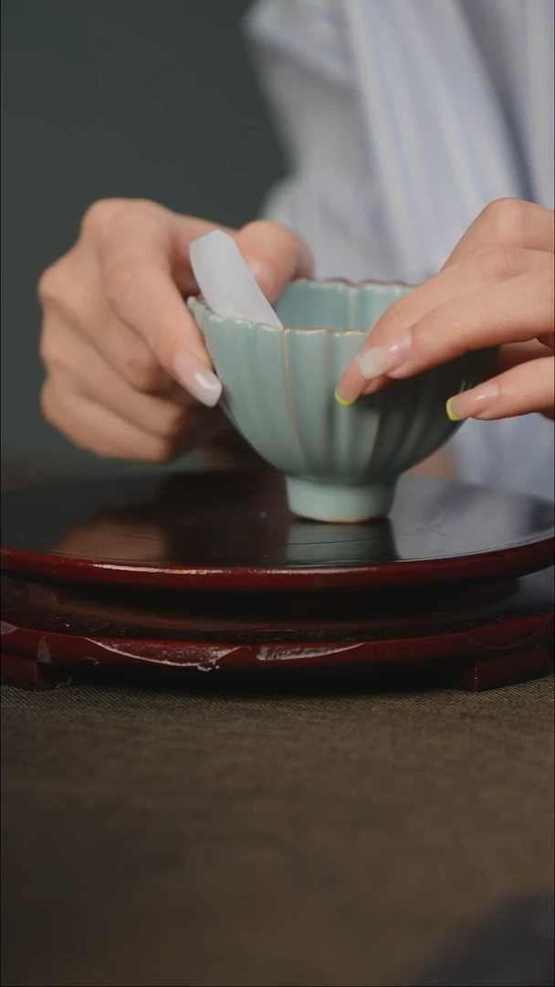 微微瑕 莲花杯 带底款