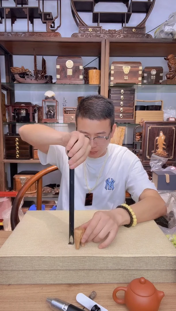 乌木类书架483老山檀小象42克