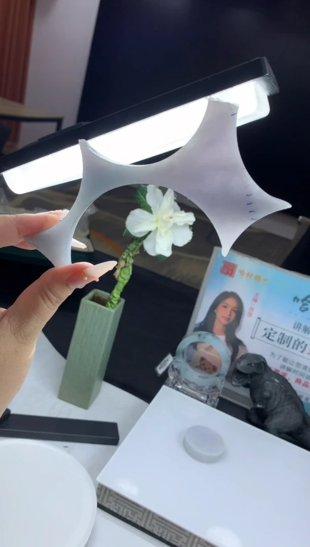 未镶嵌边角定制翡翠明**希边角