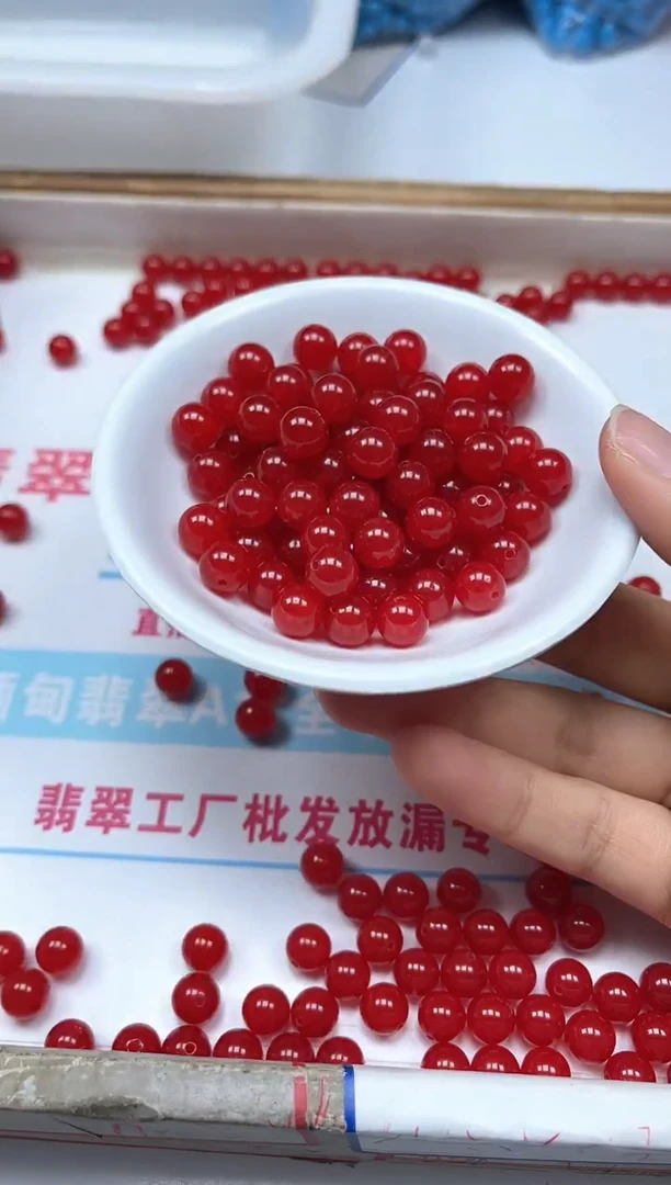 玛瑙/玉髓散珠未镶嵌B504 巴西鸽血红8mm25颗8元