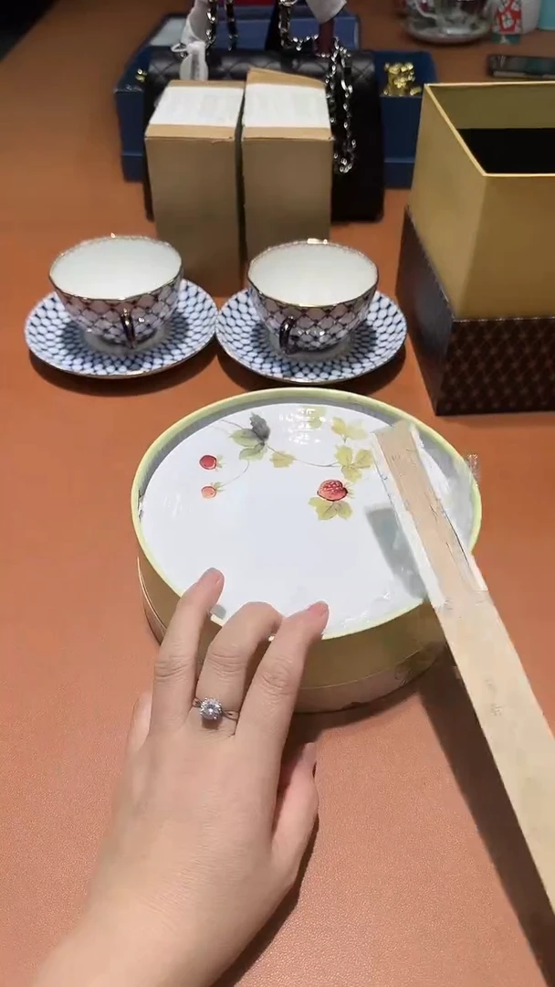 瓷片全场正品,一件不留@@1