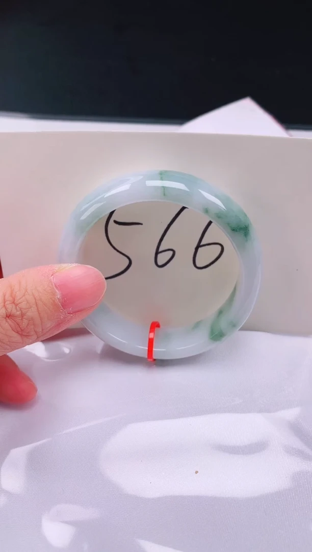 未镶嵌手镯翡翠翡翠手镯