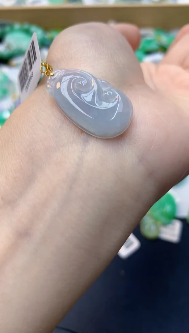 颈饰18K金镶嵌翡翠天然缅甸A货翡翠