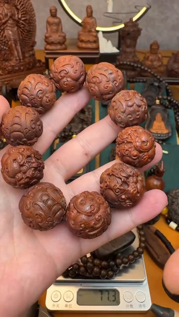 贡木手串/手链《巴布亚贡木》新品血月星空貔貅手串2.5