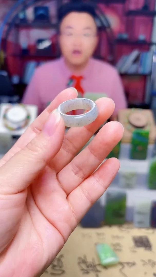 和田玉未镶嵌把件97