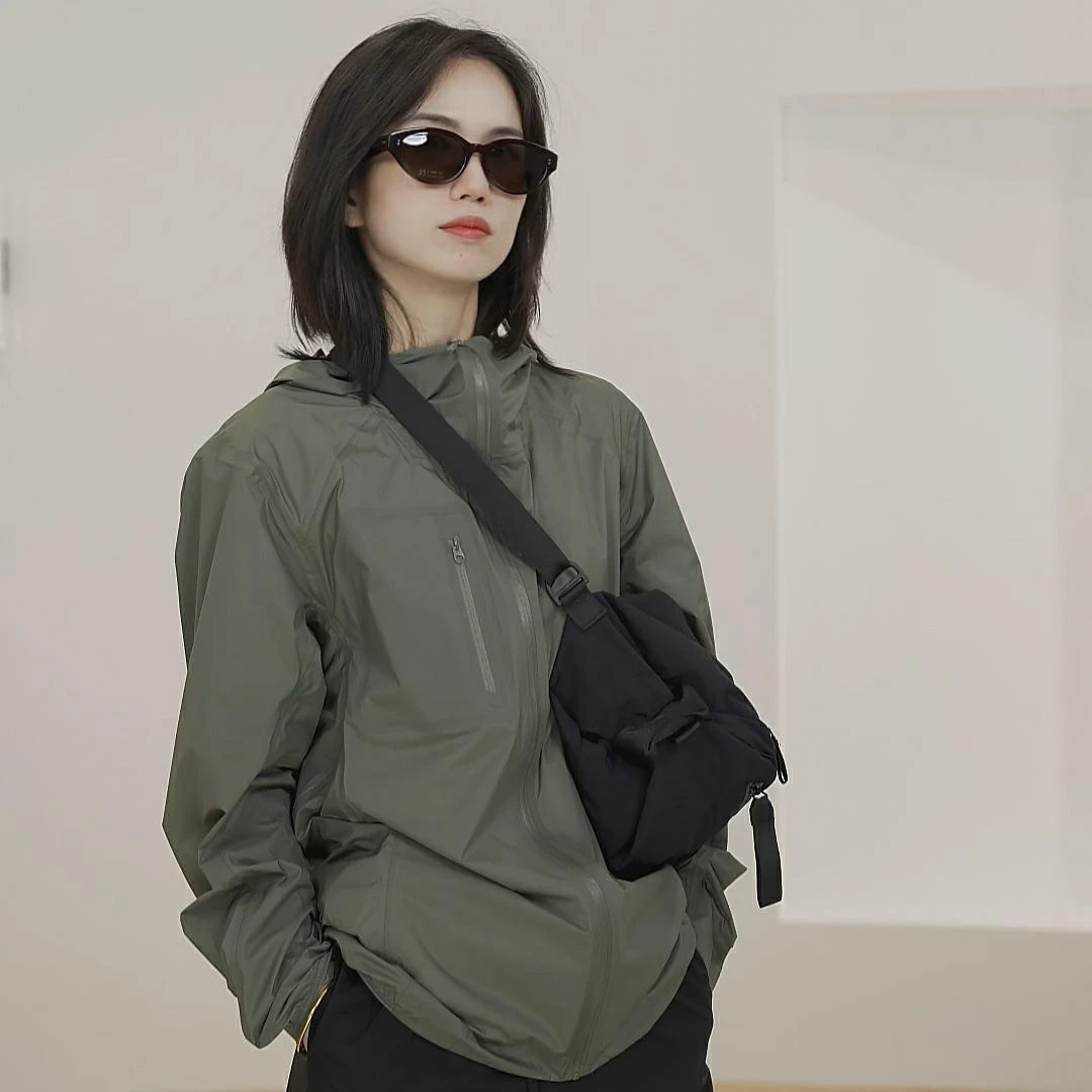 小禾【伴旅男款】轻薄防泼水休闲透气可收纳便捷清凉软壳冲锋衣