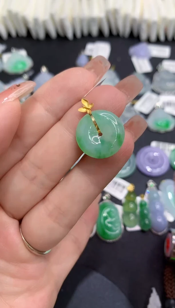 吊坠(不含链)18K金镶嵌翡翠111111111111