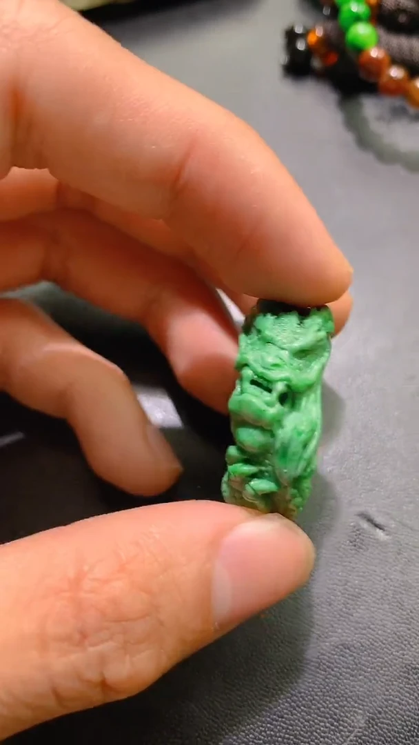 颈饰未镶嵌翡翠天然缅甸a货翡翠