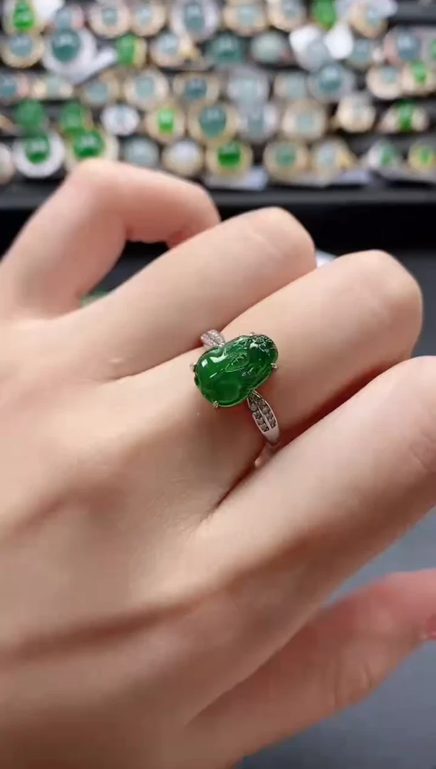 【闪购商品】翡翠戒指银S925镶嵌15511