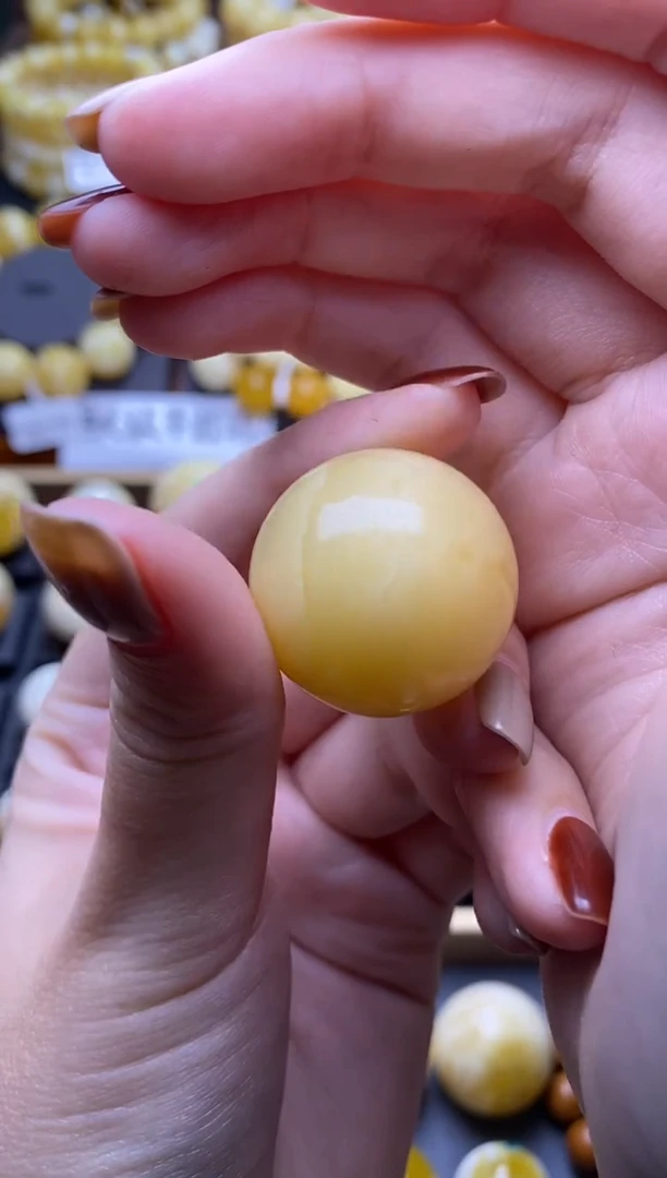 【闪购商品】琥珀裸石未镶嵌大小姐珠宝严选128