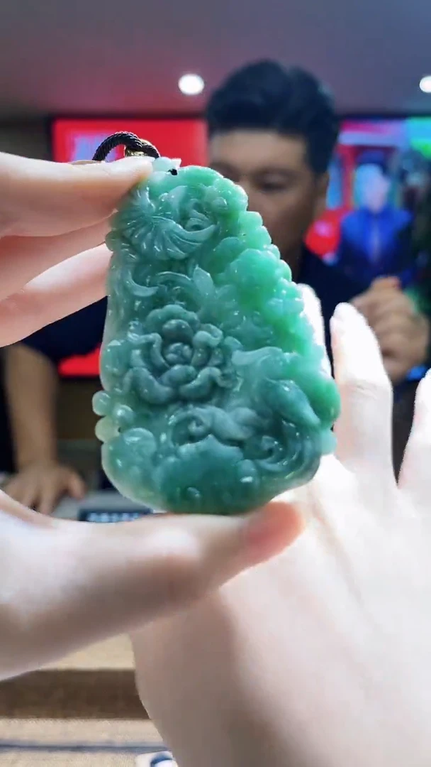 颈饰未镶嵌翡翠MFC091552