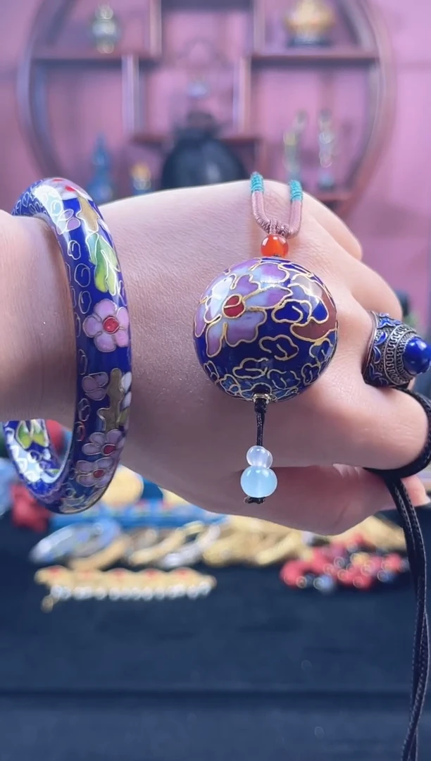 非遗技艺 景泰蓝吊坠加耳环加手镯 一套