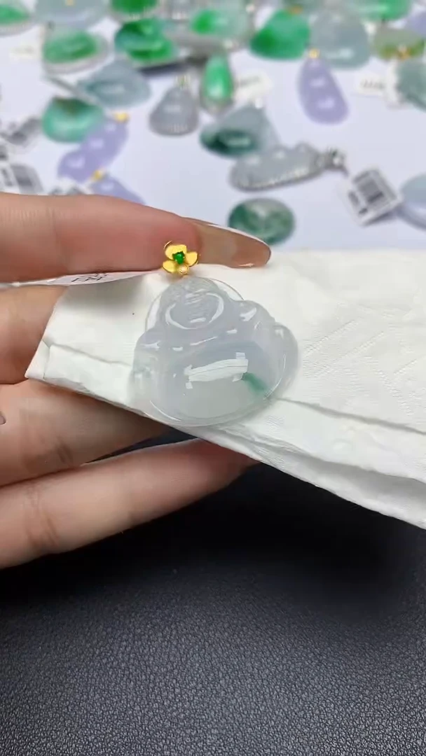 颈饰18K金镶嵌翡翠a货假一赔三支持复检百元上9元证书费自理