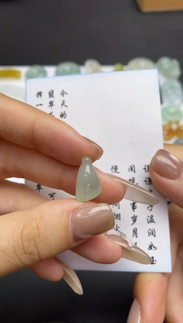 未镶嵌定制翡翠翡翠毛货~