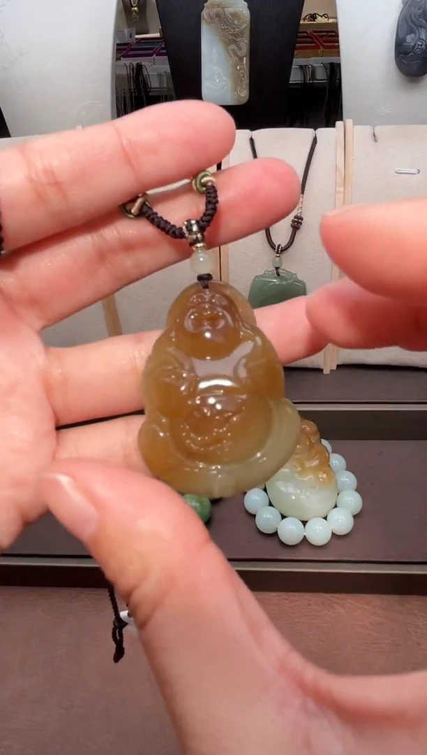 颈饰未镶嵌和田玉苏