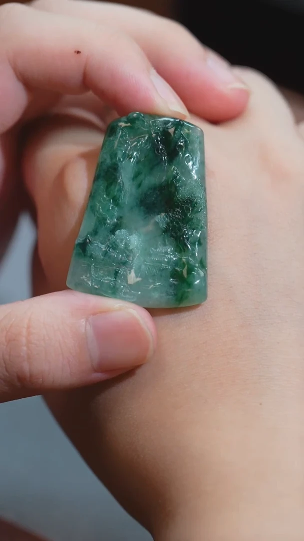 吊坠(不含链)未镶嵌翡翠山水牌