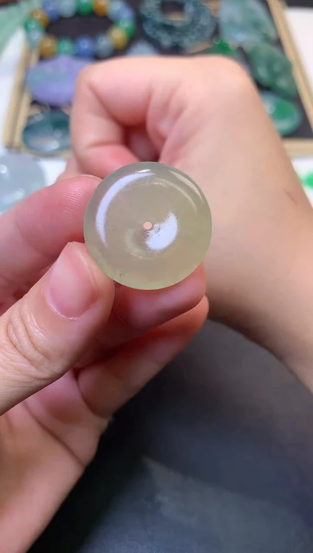未镶嵌定制翡翠毛货