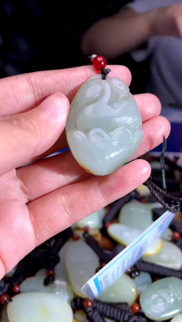 和田玉未镶嵌挂件1