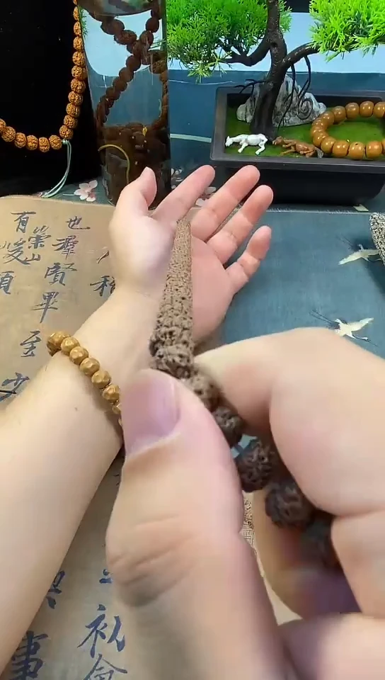 金刚菩提吊坠密封定制级灰皮一级平细梅花+星月单圈