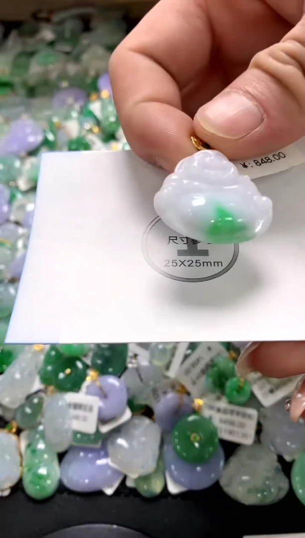 颈饰未镶嵌翡翠1111111111111111