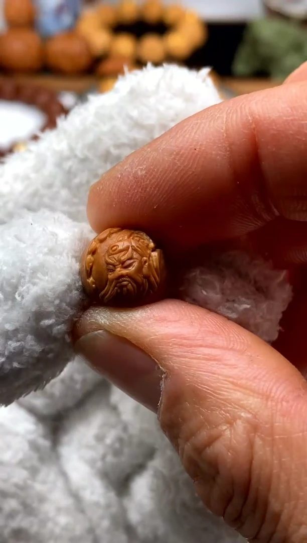 手串猴头核桃长**漫关二爷