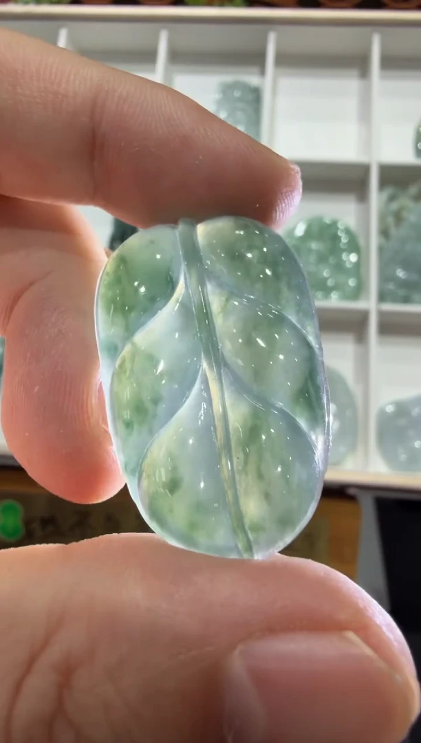 未镶嵌挂件翡翠A货翡翠多样性孤品