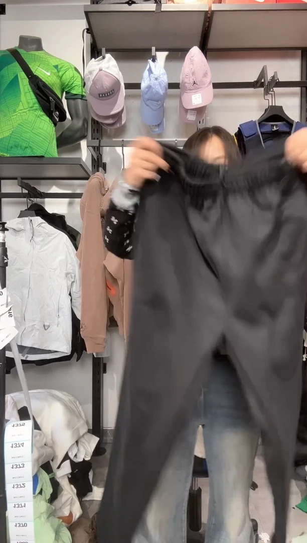 1367编码 耐克卫衣服饰过款为准 尺码4X