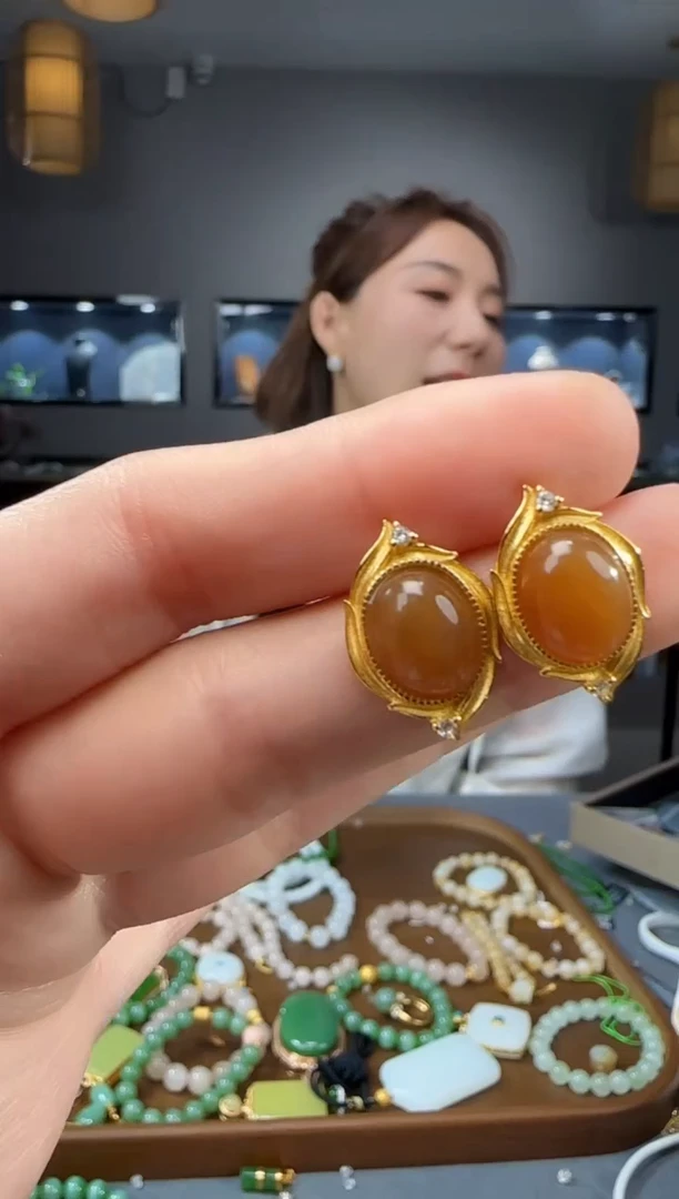 和田玉银S925镶嵌耳饰1