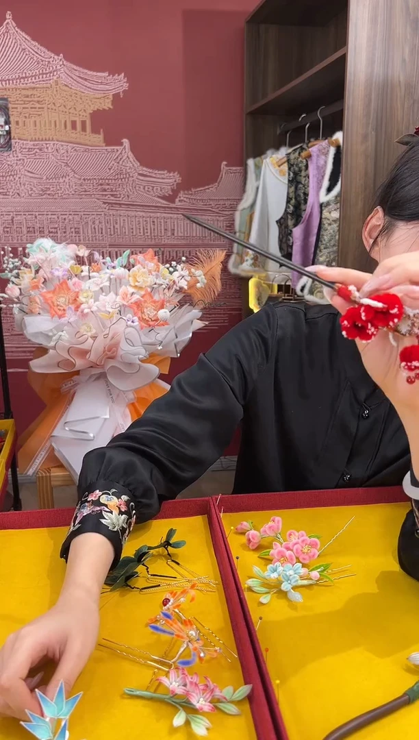【闪购商品】刺绣非遗绒花（发饰）