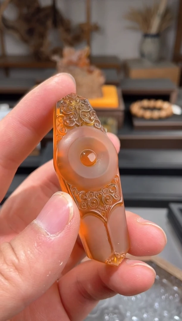 【闪购商品】琥珀颈饰未镶嵌金刚杵