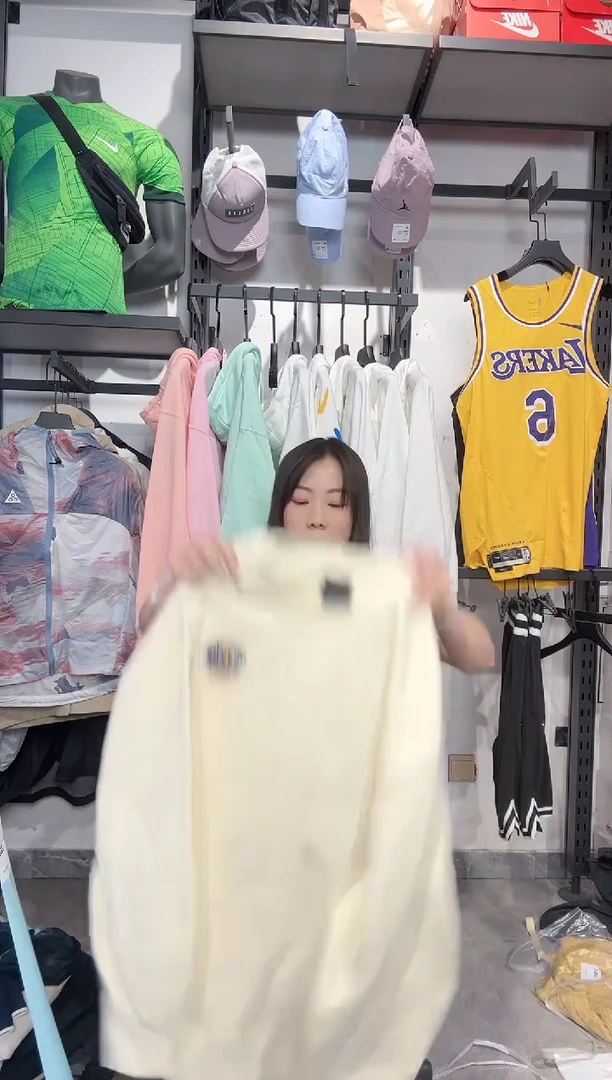 1232  编码 瑕疵款直播间过款为准 尺码