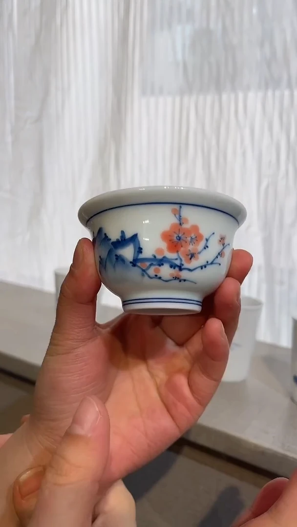 景德镇高温瓷手绘梅花小压手