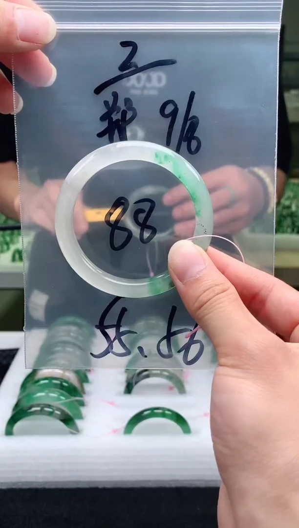 未镶嵌手镯石英质玉非洲翠手镯55-56圈口2号