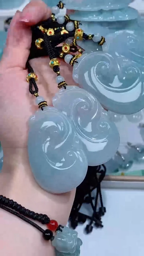 翡翠未镶嵌颈饰吊坠团购多样性发一件