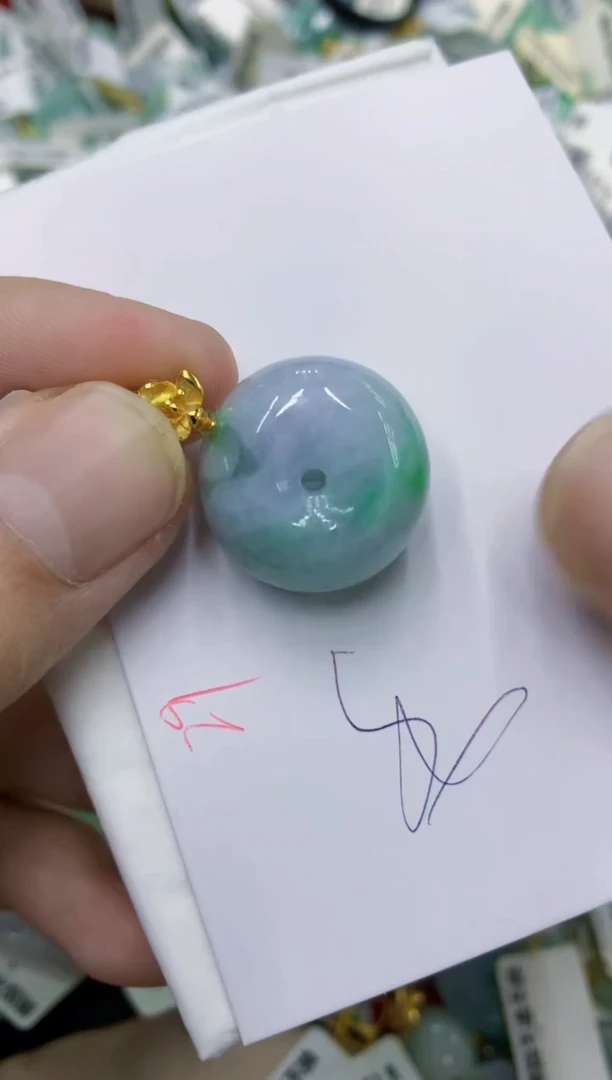 颈饰未镶嵌翡翠11111111111