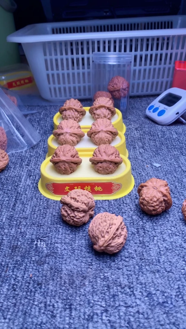 文玩核桃吊坠南疆