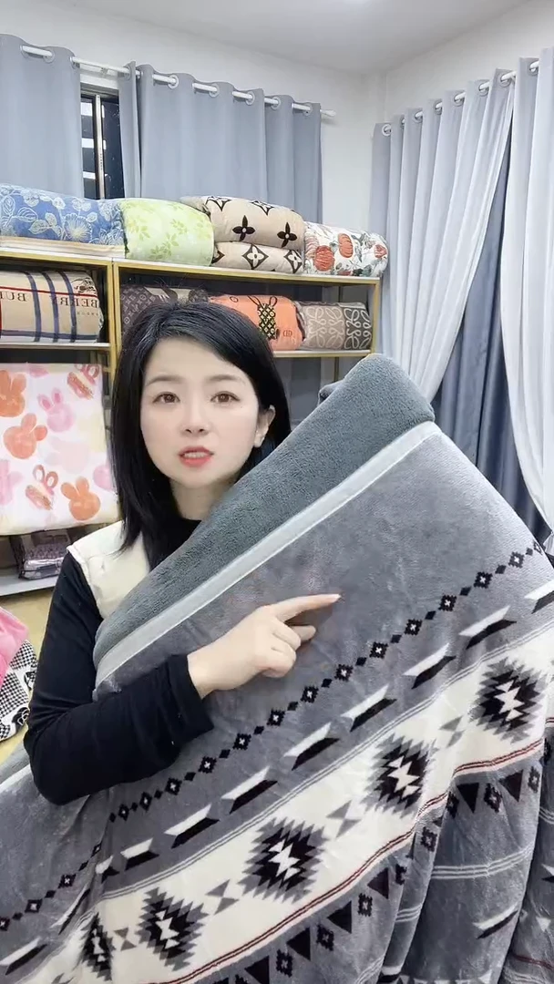 牛奶绒180*200灰色被子