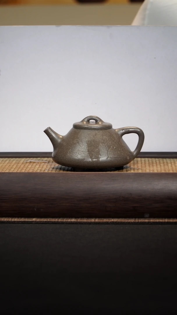 紫砂福利子冶石瓢170毫升蟹壳清