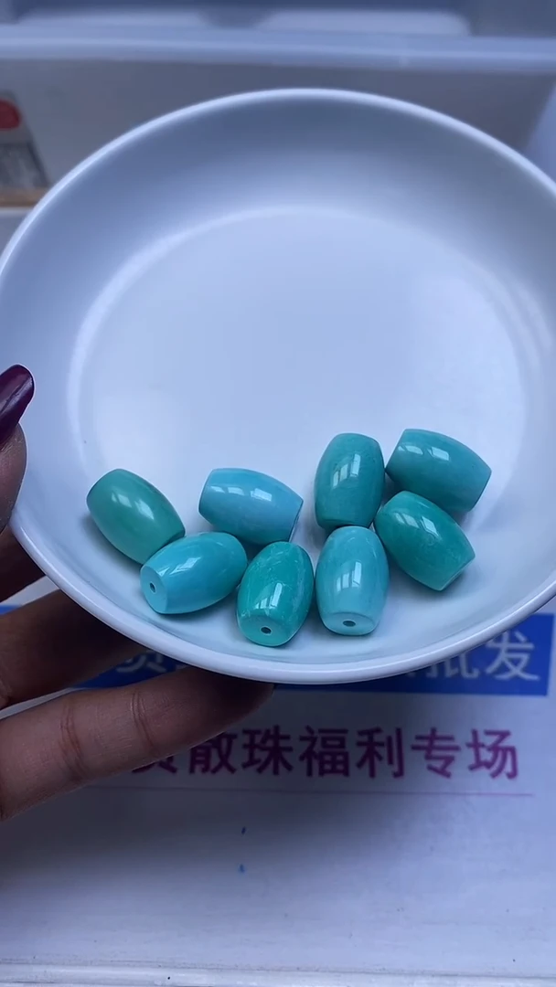 未镶嵌玛瑙手饰B1805 绿 松 桶珠16*12mm1个14.8元