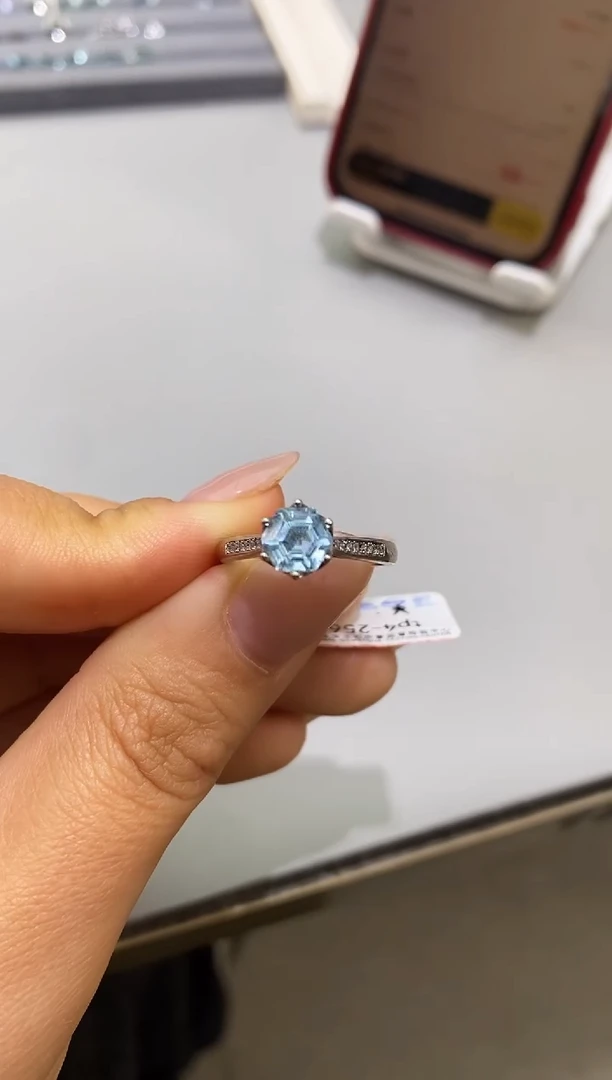 银S925镶嵌戒指托帕石天然托帕石戒指